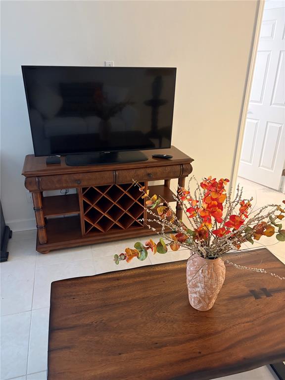 4201 Hampton Drive New Port Richey, FL 34652 - Photo 5 of 17 Gallery Image 5