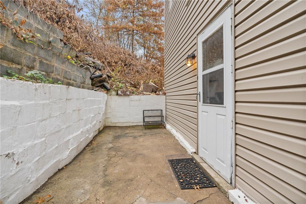 6824 Butler Street Pittsburgh, PA 15206 - Photo 23 of 26 a view of a terrace