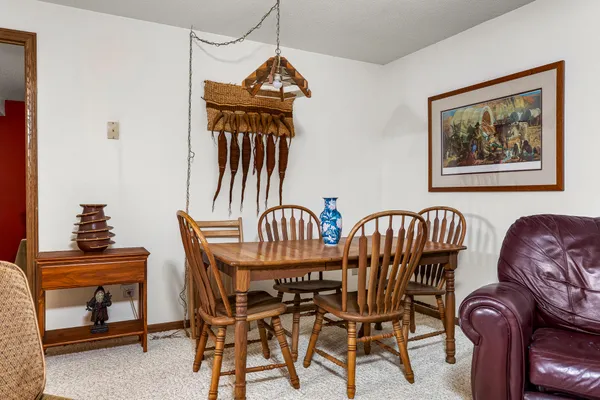 $277,500 | 10-th 10-th Avenue Avenue, Onalaska, WI 54650