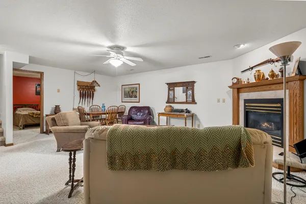 $277,500 | 10-th 10-th Avenue Avenue, Onalaska, WI 54650