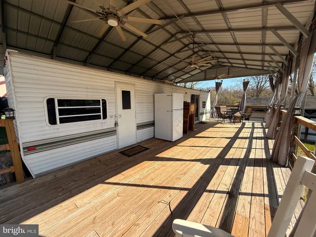 a view of outdoor space