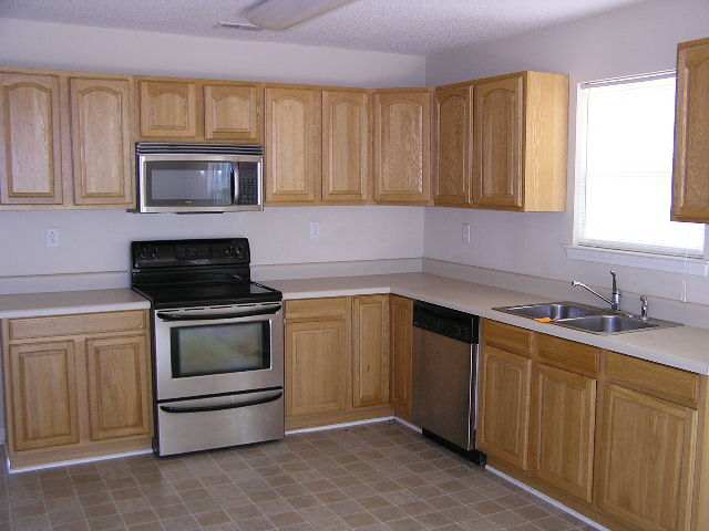115 Springview Drive Anderson, SC 29625 - Photo 3 of 7 Gallery Image 3