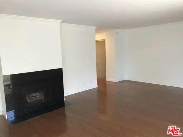 $4,950 | 16169 Sunset Boulevard, Unit 302, Pacific Palisades, CA 90272