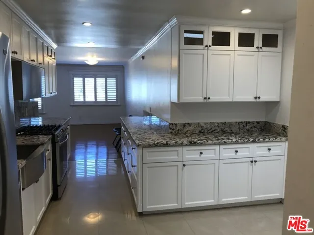 $4,950 | 16169 Sunset Boulevard, Unit 302, Pacific Palisades, CA 90272