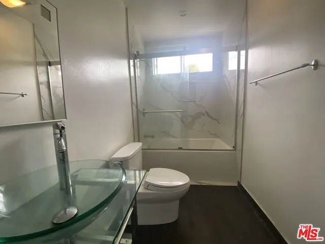 $4,950 | 16169 Sunset Boulevard, Unit 302, Pacific Palisades, CA 90272