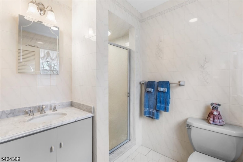 58 Andover Road Sparta, NJ 07871 - Photo 26 of 38