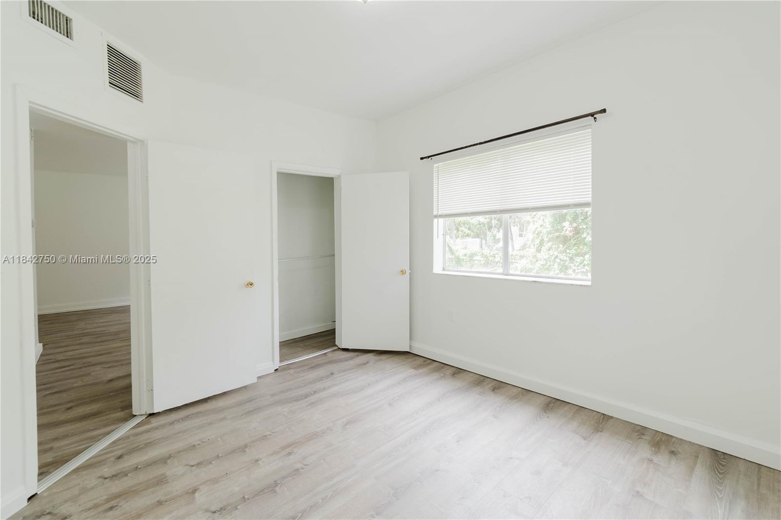 109 Northwest 6th Avenue, Unit 6 Miami, FL 33128 - Photo 16 of 22