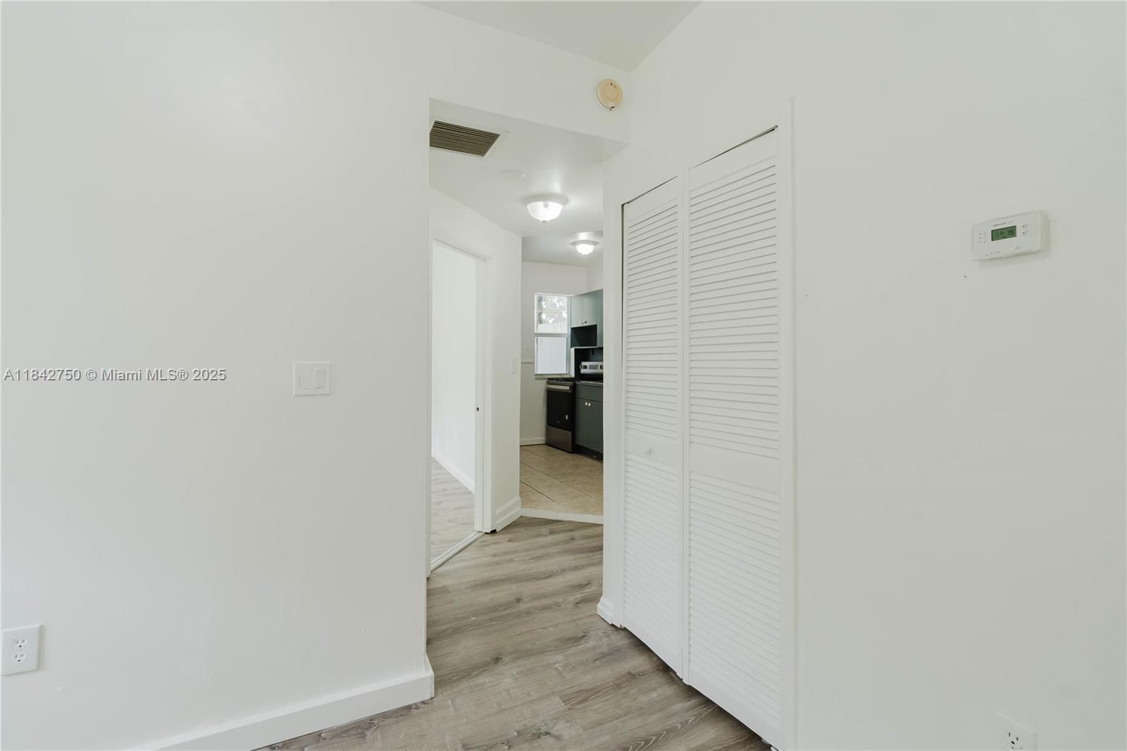 109 Northwest 6th Avenue, Unit 6 Miami, FL 33128 - Photo 19 of 22