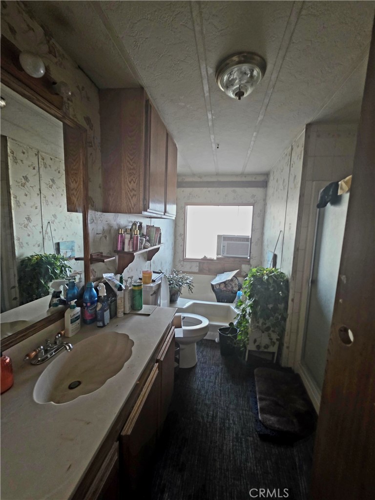 10623 Desert View Road Pinon Hills, CA 92372 - Photo 14 of 76