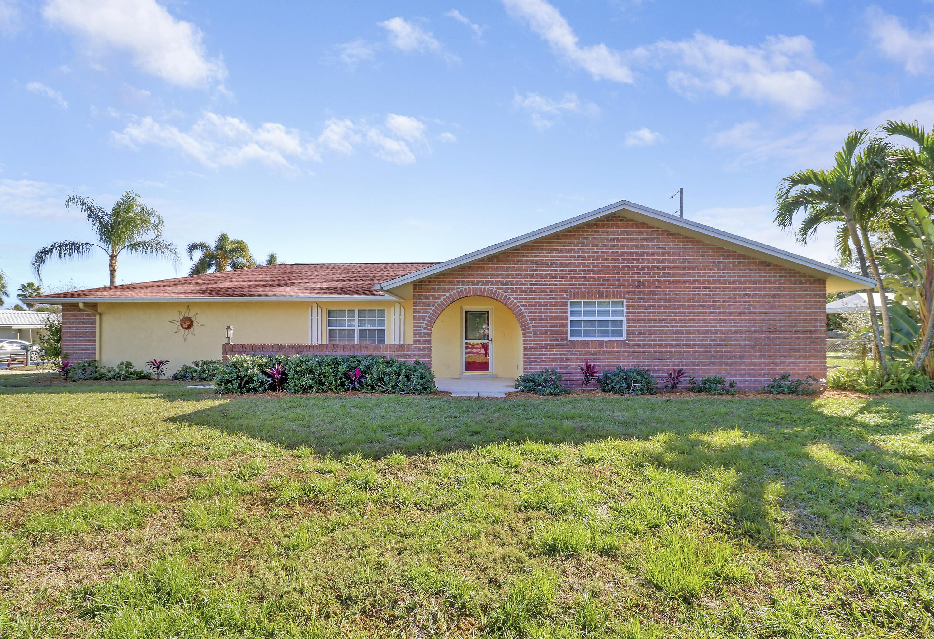 1501 Lance Rd