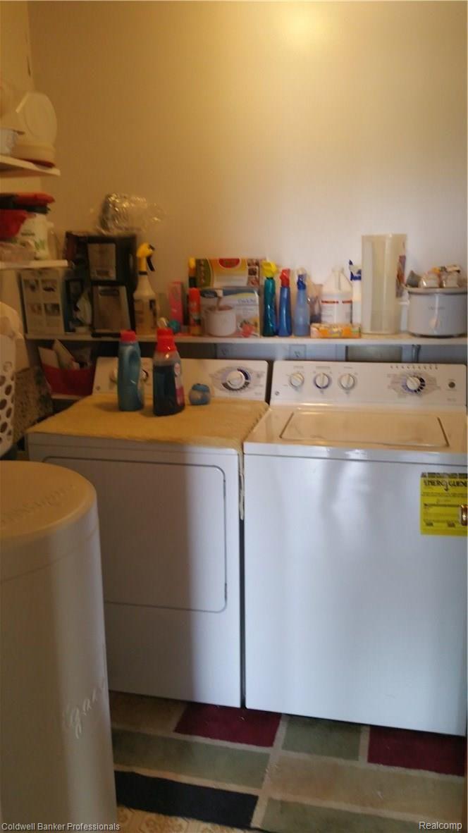 13550 Hough Road Allenton, MI 48002 - Photo 23 of 46 North Duplex Laundry Room