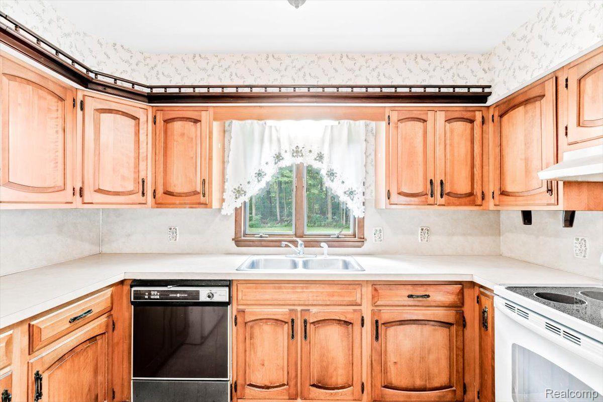 4899 Rabidue Road North Street, MI 48049 - Photo 8 of 33 Gallery Image 8