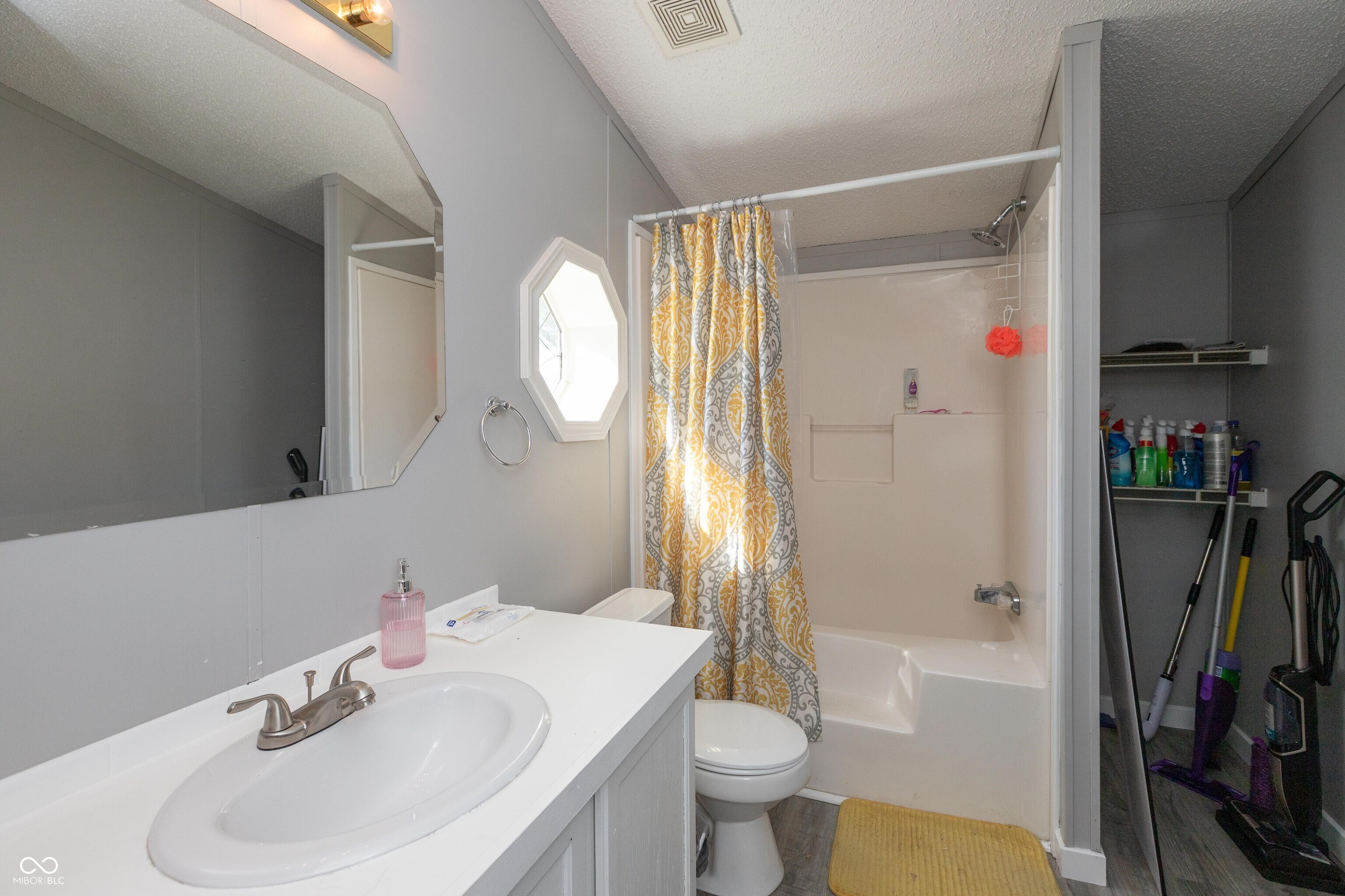 4620 Autumn Ridge Drive Columbus, IN 47203 - Photo 14 of 26