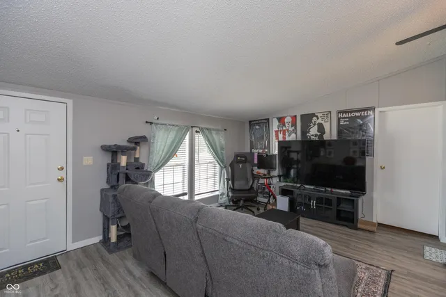 $209,900 | 4620 Autumn Ridge Drive, Columbus, IN 47203