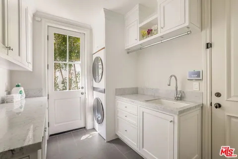 $7,250,000 | 981 Amherst Avenue, Los Angeles, CA 90049