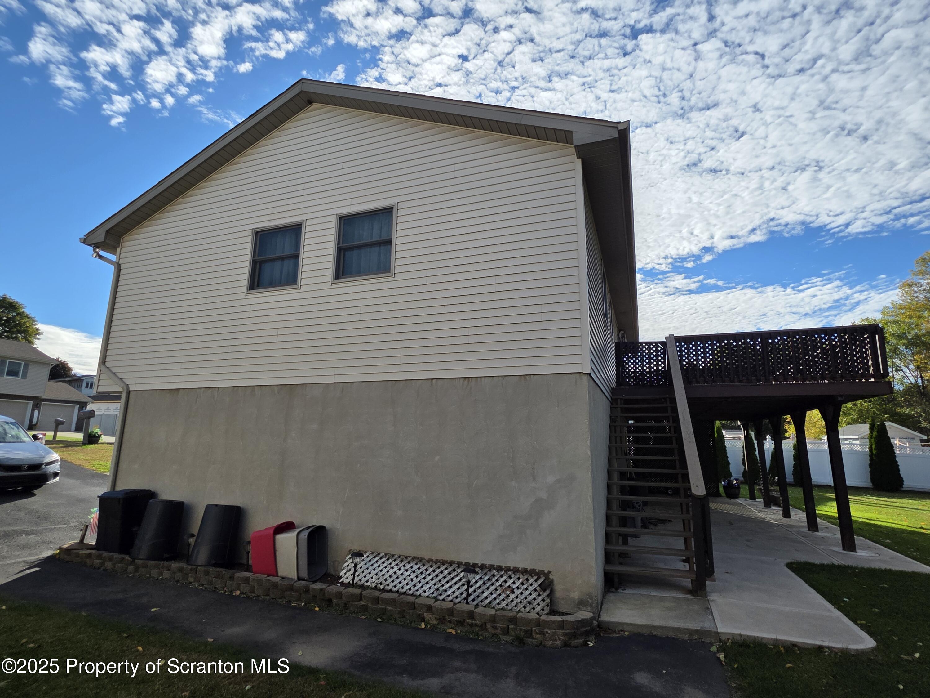 129 Northpoint Drive Olyphant, PA 18447 - Photo 6 of 56 1000034759