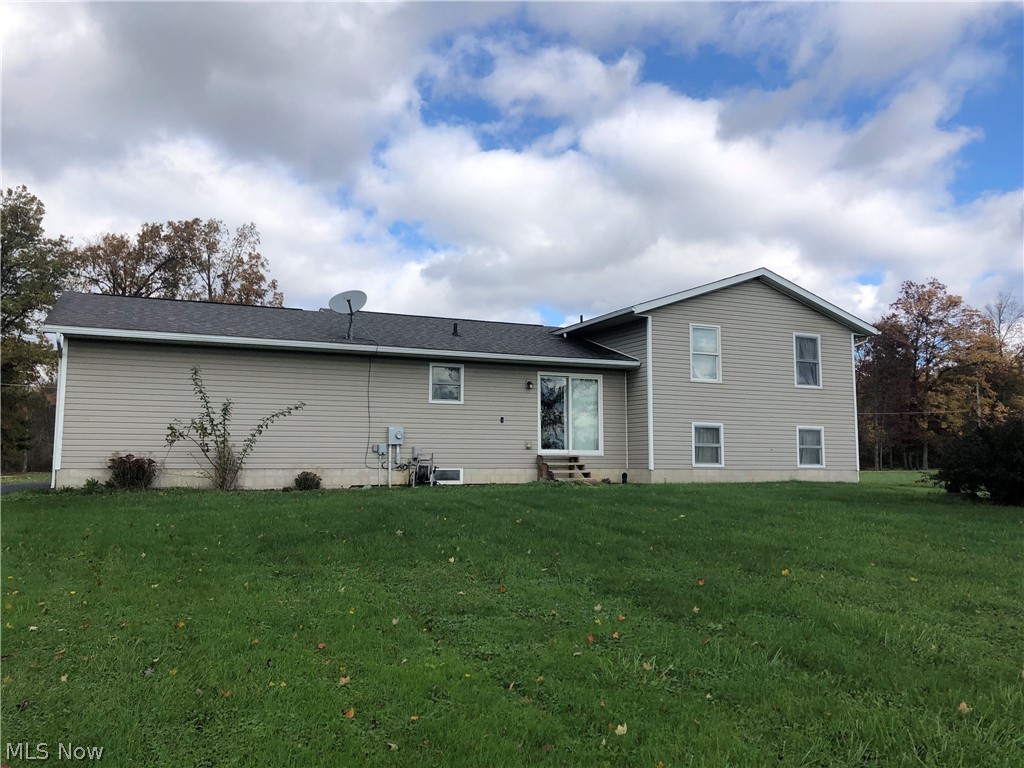 9304 Corbett Road Diamond, OH 44412 - Photo 24 of 25 Back of the Home