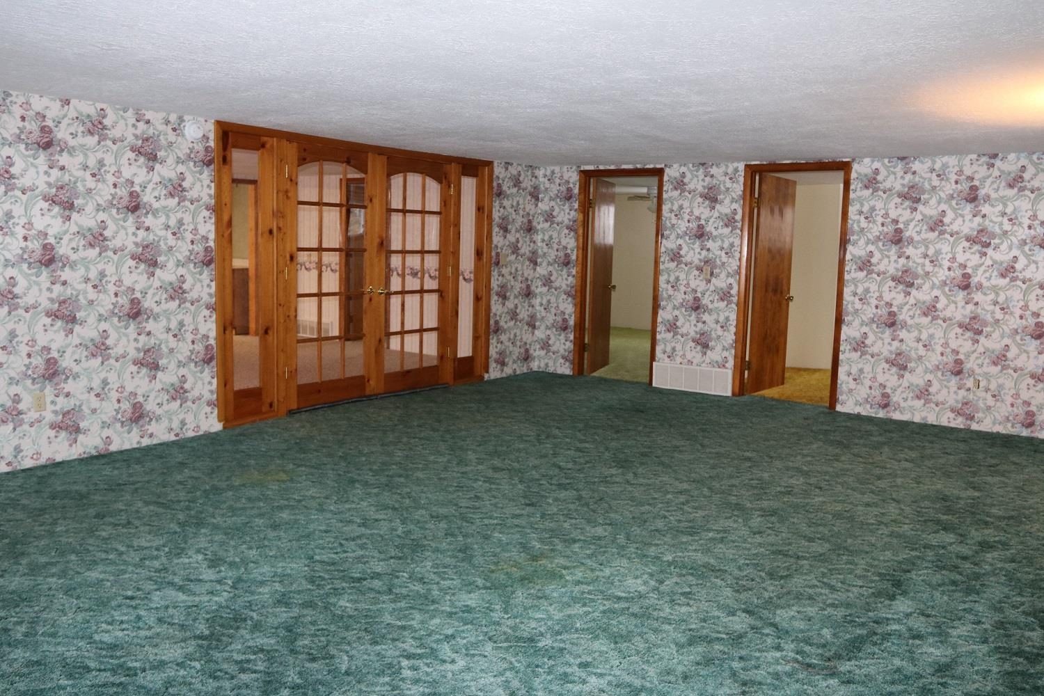 6712 North Pingree Road Elwell, MI 48832 - Photo 21 of 43 1896240-20.JPG