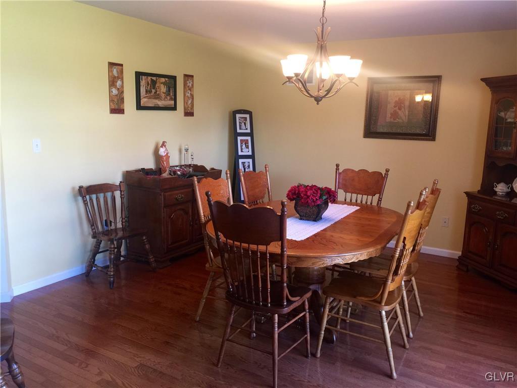 4139 Ross Road Bethlehem, PA 18020 - Photo 4 of 24 Gallery Image 4