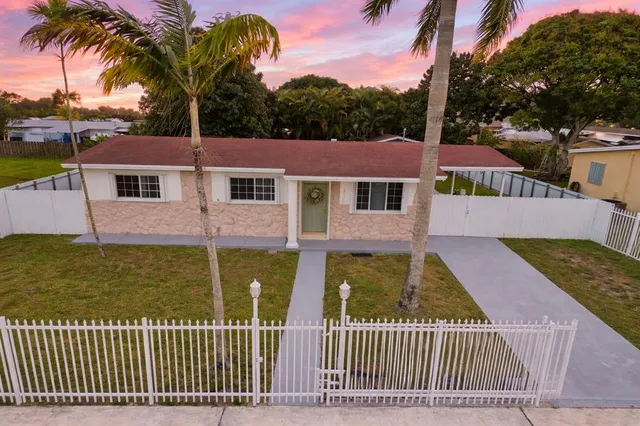 $525,000 | 3970 Northwest 195th Street, Miami Gardens, FL 33055