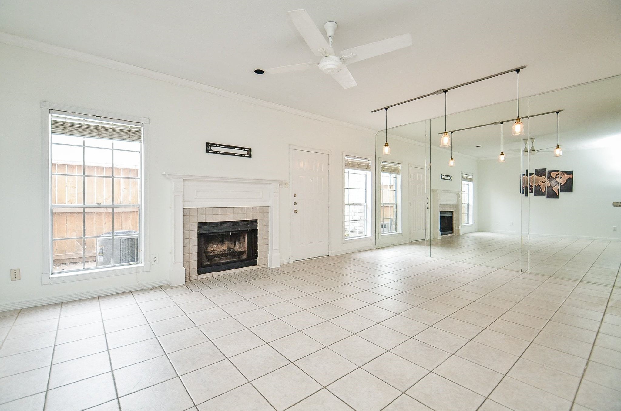 3800 Tanglewilde Street, Unit 109 Houston, TX 77063 - Photo 7 of 48