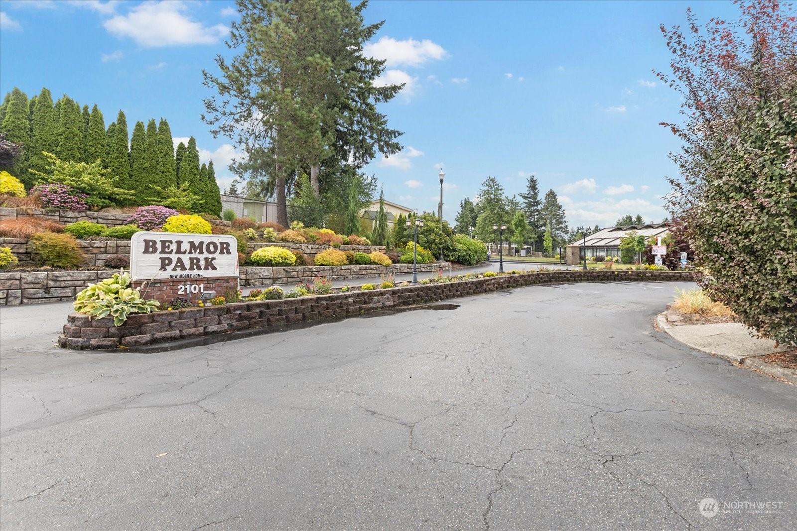 2101 South 324th Street, Unit 176 Federal Way, WA 98003 - Photo 33 of 33 a view of a street with houses
