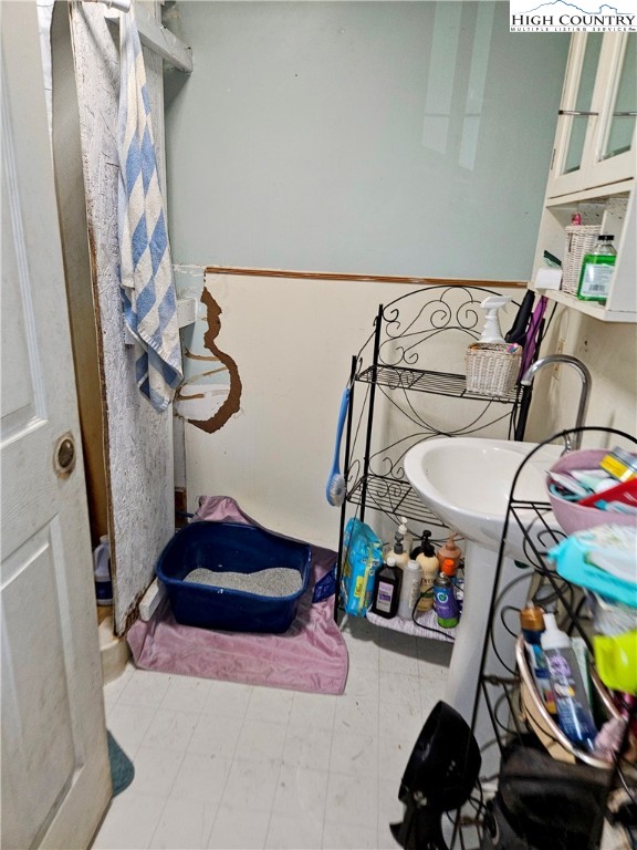 785 West Deep Ford Road Lansing, NC 28643 - Photo 16 of 21