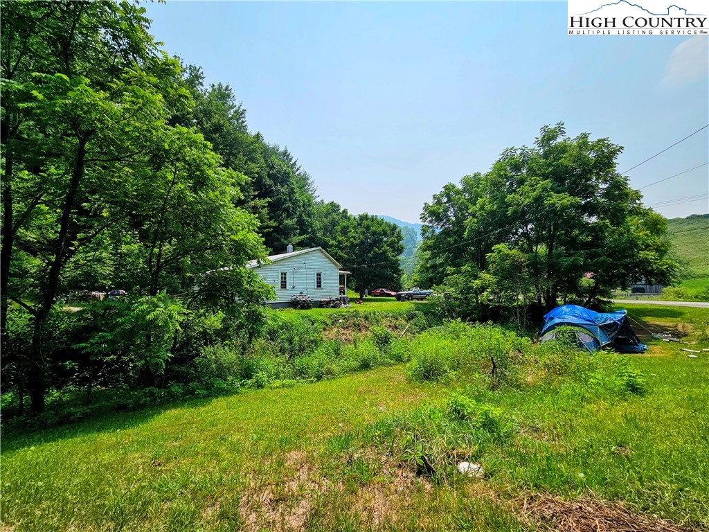 785 West Deep Ford Road Lansing, NC 28643 - Photo 19 of 21 a view of a garden