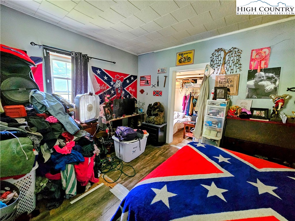 785 West Deep Ford Road Lansing, NC 28643 - Photo 9 of 21 a room with musical instruments and air hockey table