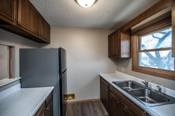 $184,900 | 910 9th Street, Farmington, MN 55024