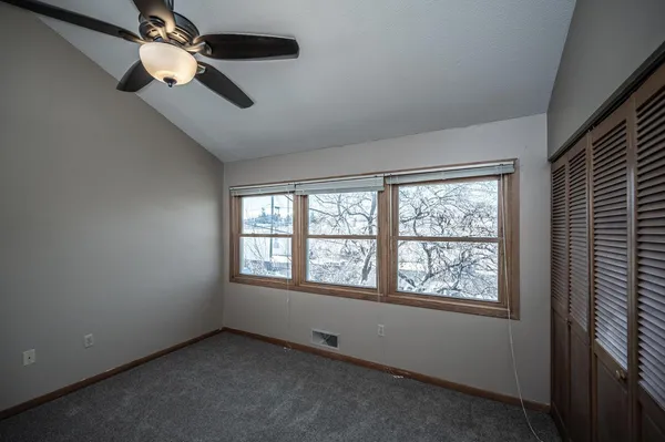 $184,900 | 910 9th Street, Farmington, MN 55024