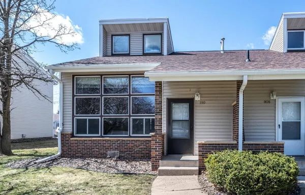 $184,900 | 910 9th Street, Farmington, MN 55024
