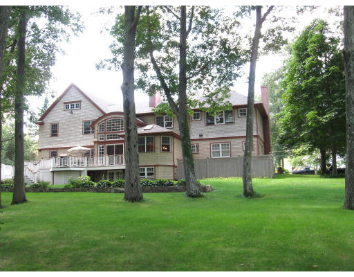 150 Pleasant Valley Road Westwood, MA 02090 - Photo 6 of 26 Gallery Image 6