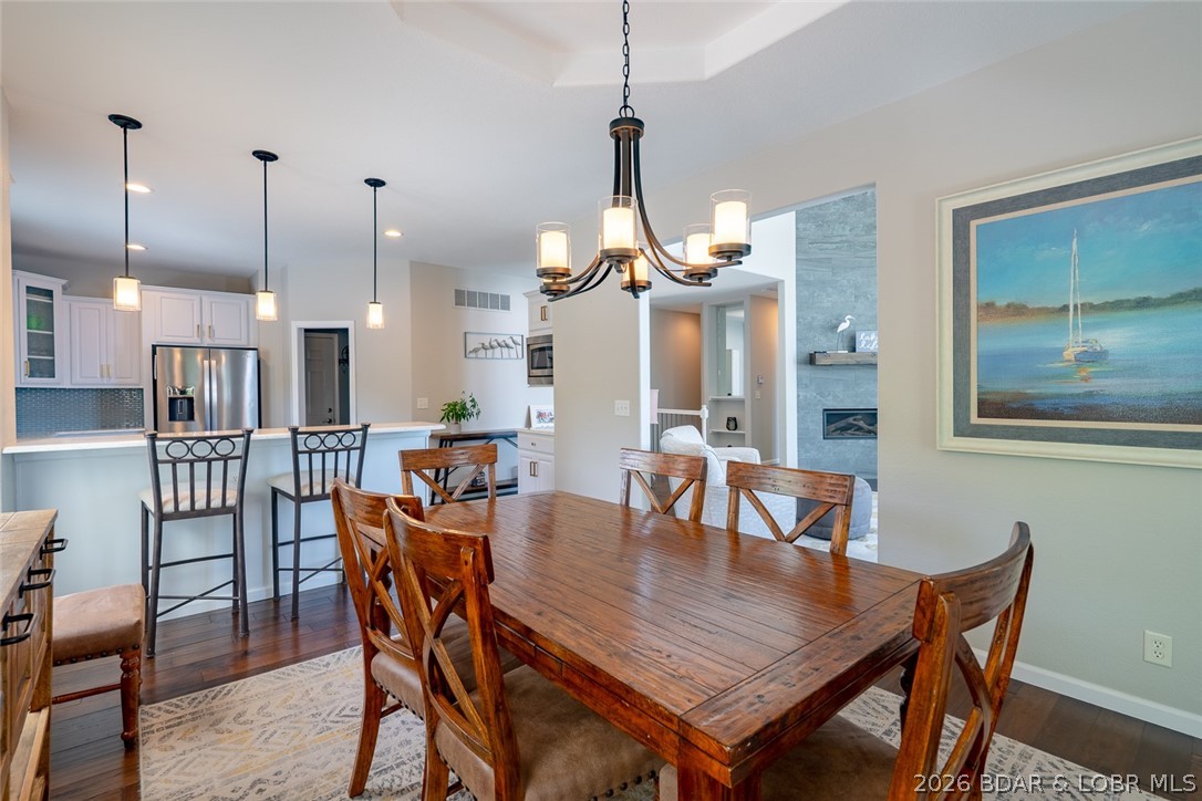 150 Cub Cove Point Camdenton, MO 65020 - Photo 14 of 89 Dining area seats 8