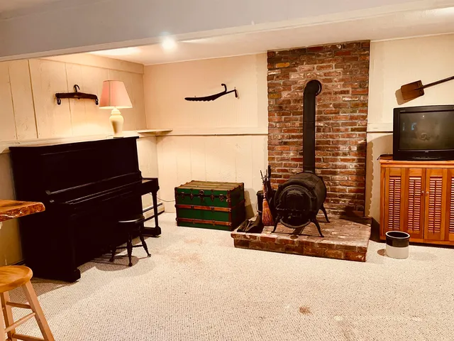 $375,000 | 100 Walsh Road, Sandgate, VT 05250