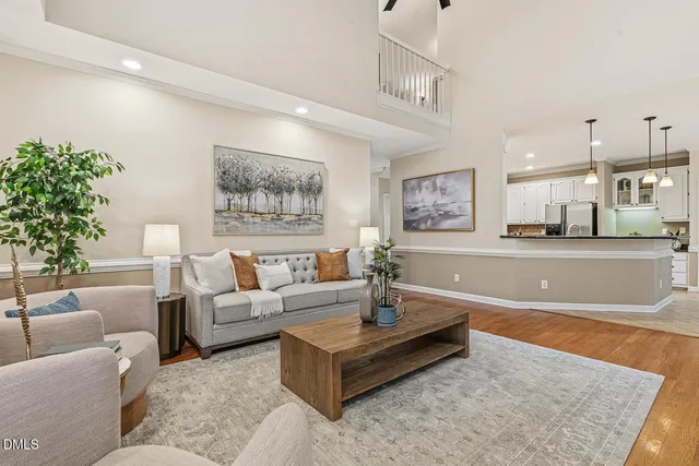 $725,000 | 3612 Summer Leaf Court, Raleigh, NC 27615