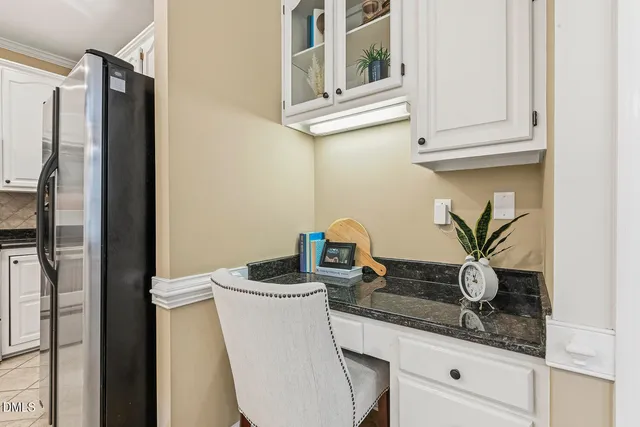 $725,000 | 3612 Summer Leaf Court, Raleigh, NC 27615