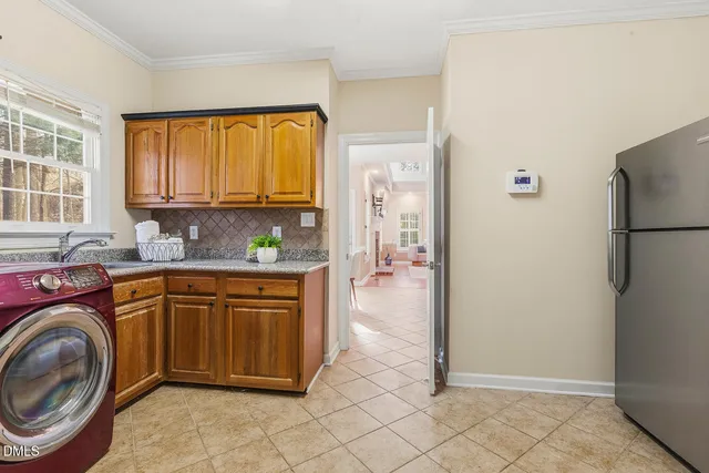 $725,000 | 3612 Summer Leaf Court, Raleigh, NC 27615