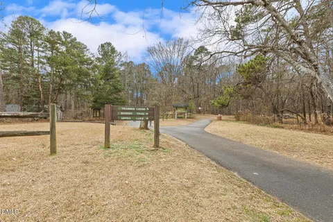 $725,000 | 3612 Summer Leaf Court, Raleigh, NC 27615