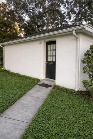 $1,200 | 38542 6th Avenue, Zephyrhills, FL 33542