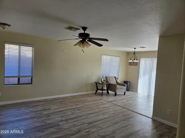 $2,100 | 5365 West Augusta Avenue, Glendale, AZ 85301