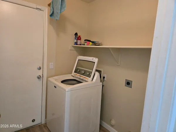 $2,100 | 5365 West Augusta Avenue, Glendale, AZ 85301