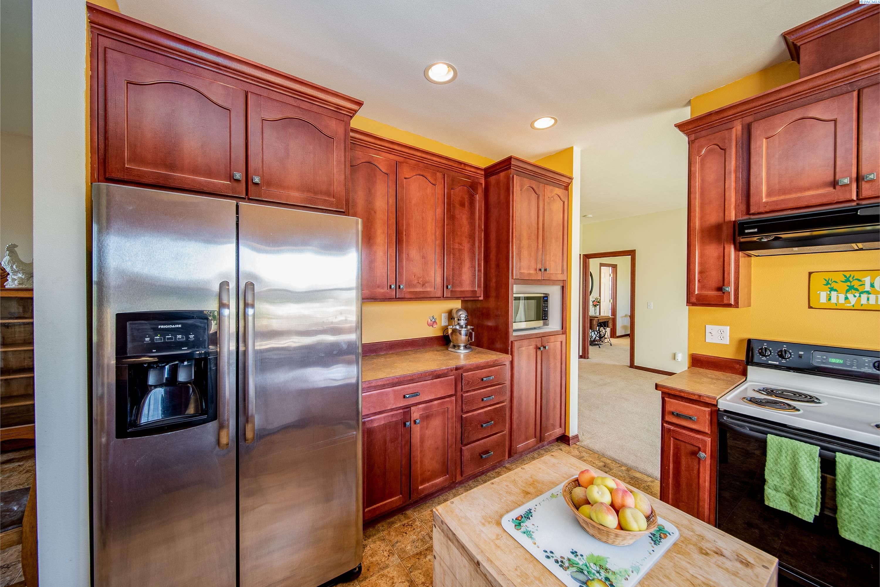 717 Lower County Line Road Prosser, WA 99350 - Photo 11 of 30 Gallery Image 11