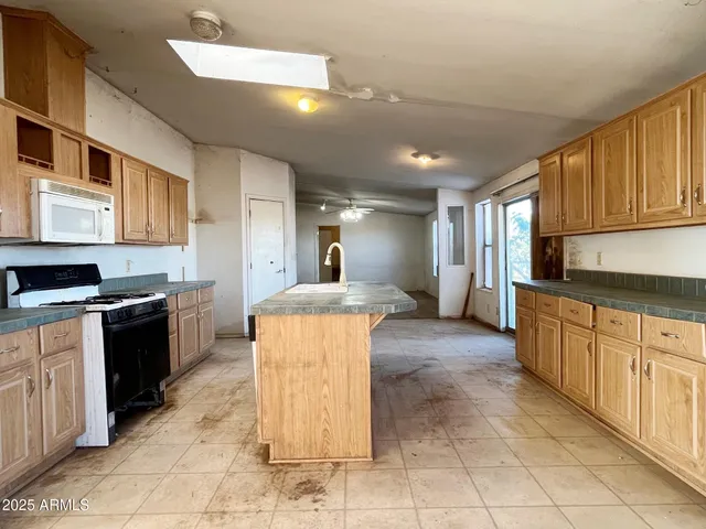 $114,900 | 8877 East Night Owl Trail, Pearce, AZ 85625