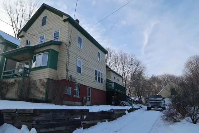$299,900 | 76 Gage Street, Augusta, ME 04330