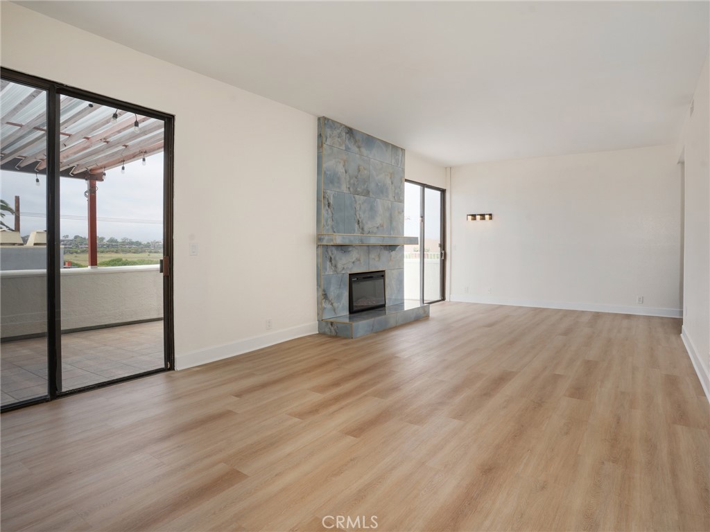 355 Pershing Drive, Unit B Playa del Rey, CA 90293 - Photo 8 of 42