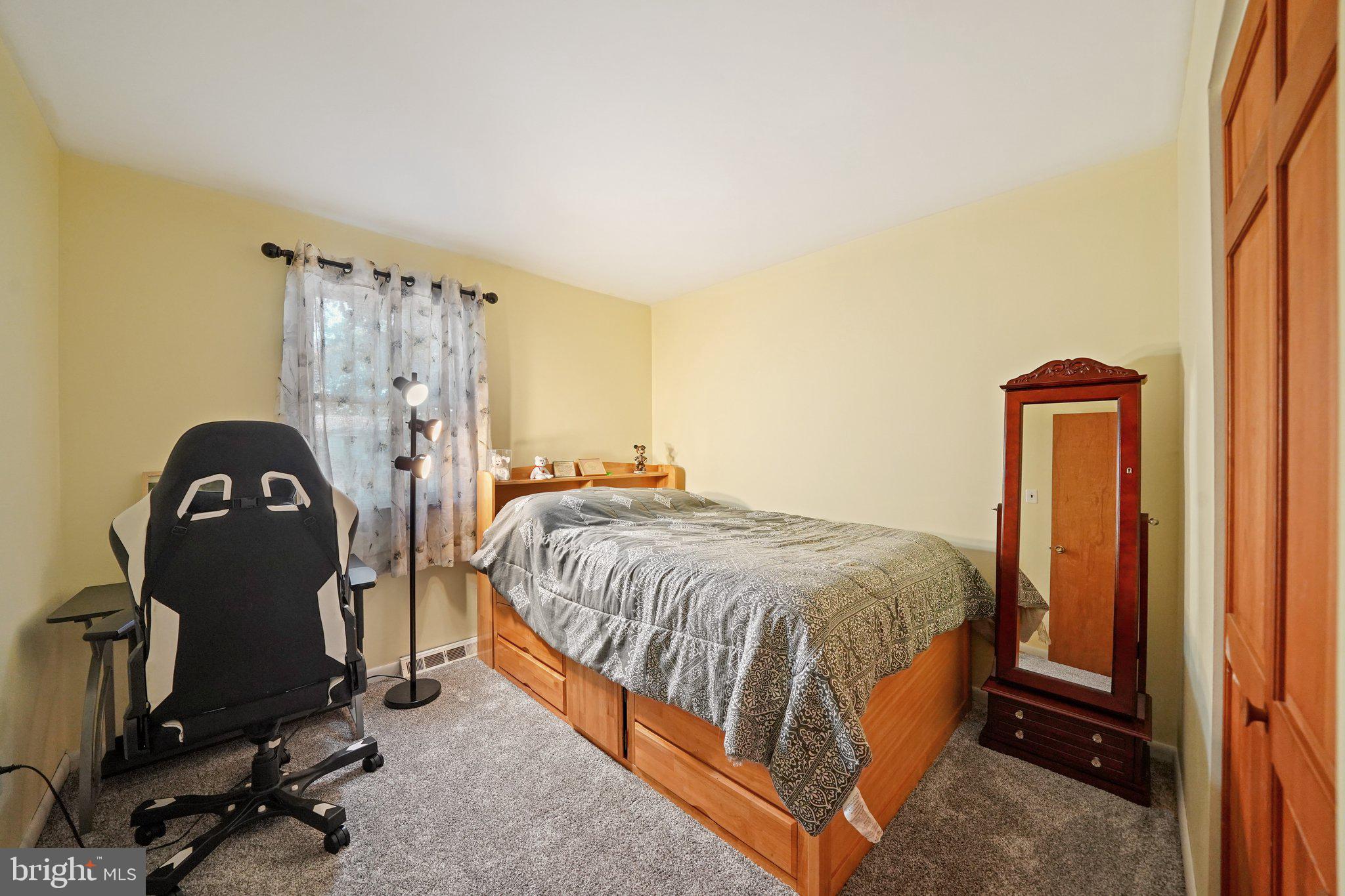 213 Bridge Road Boothwyn, PA 19061 - Photo 8 of 19 Gallery Image 8