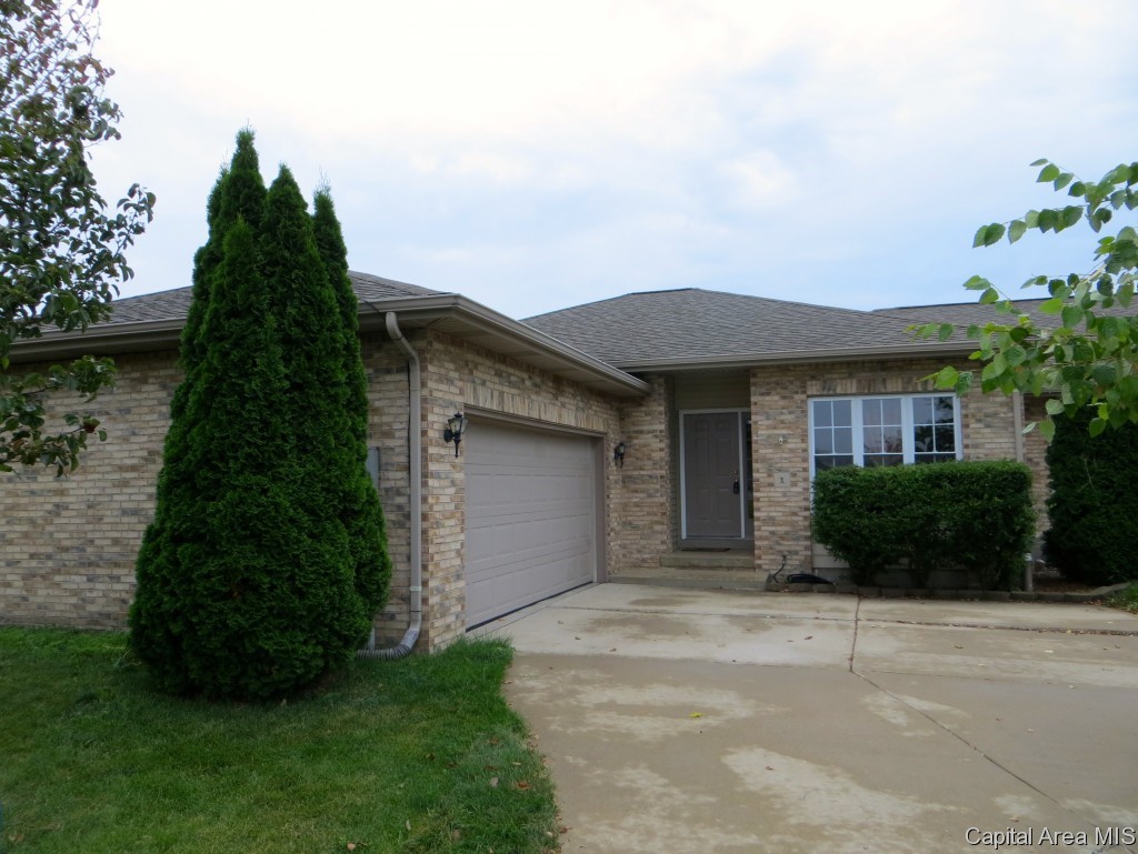 2919 South Meadowbrook Road, Unit 1 Springfield, IL 62711 - Photo 1 of 23