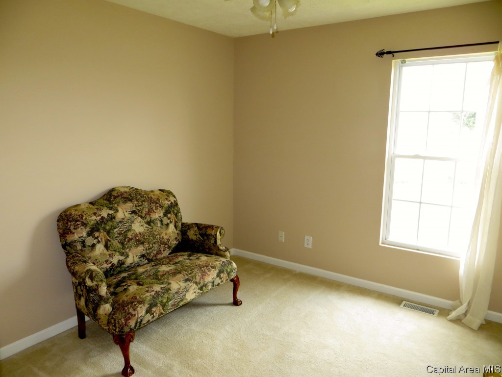 2919 South Meadowbrook Road, Unit 1 Springfield, IL 62711 - Photo 12 of 23