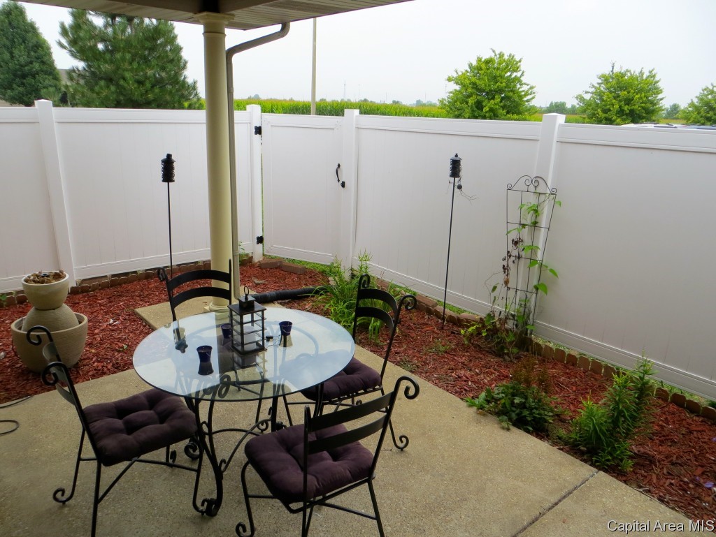 2919 South Meadowbrook Road, Unit 1 Springfield, IL 62711 - Photo 21 of 23